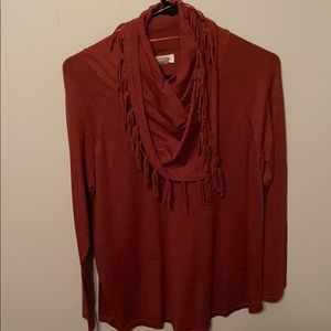 Matching Long sleeve shirts, built in scarf. ❤️